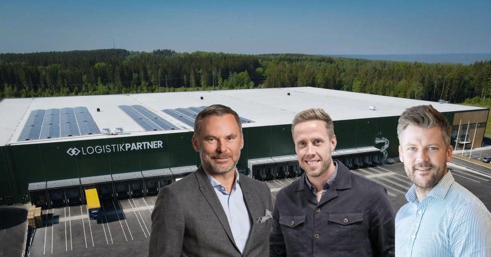 Från vänster: Magnus Söderlind CEO Bergman & Beving, George Sandborg CEO Logistikpartner i Ulricehamn AB, Oscar Andersson CEO Boxflow Group