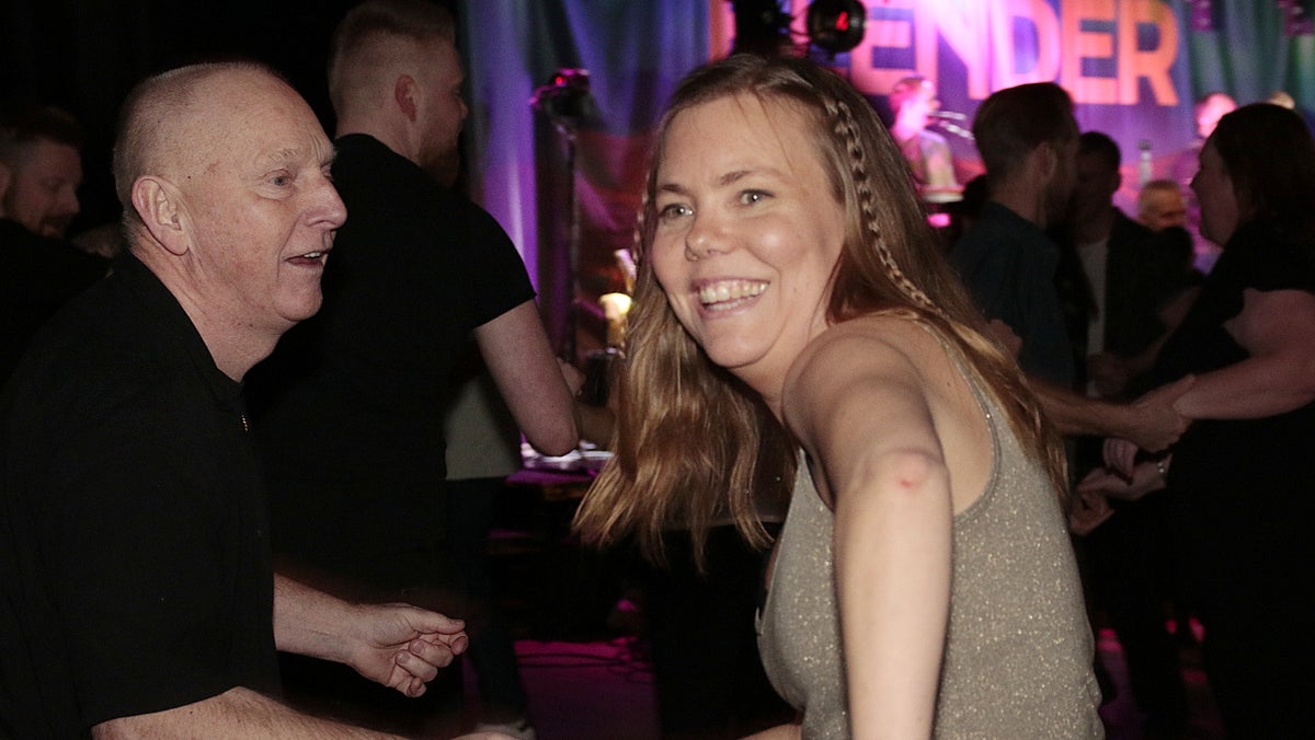 Blender drog storpublik till traditionella danskvällen – Hudiksvalls Tidning