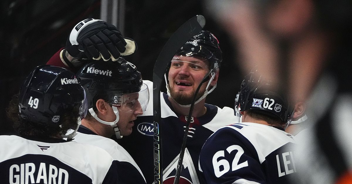 Ishockey: MacKinnon firade OS-plats med mål 400