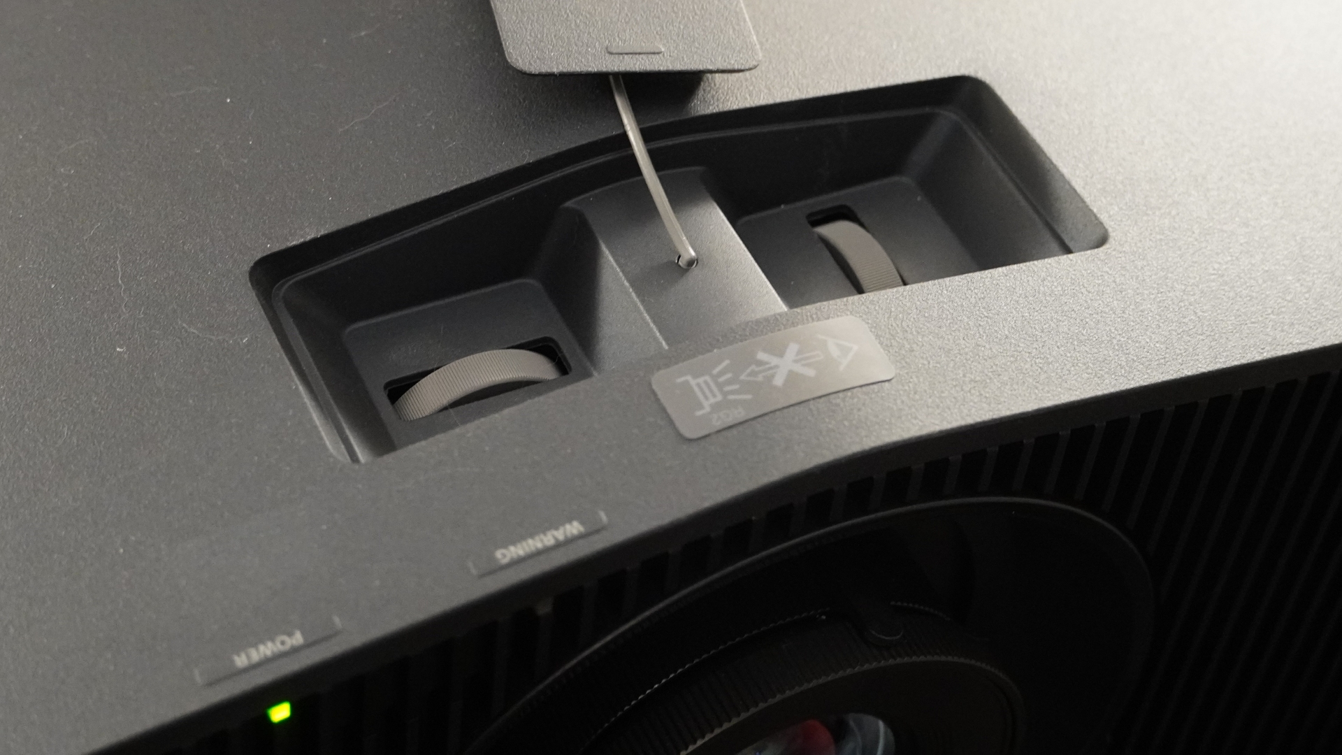 Sony Bravia-projektor 7 rattar f&ouml;r linsf&ouml;rskjutning.