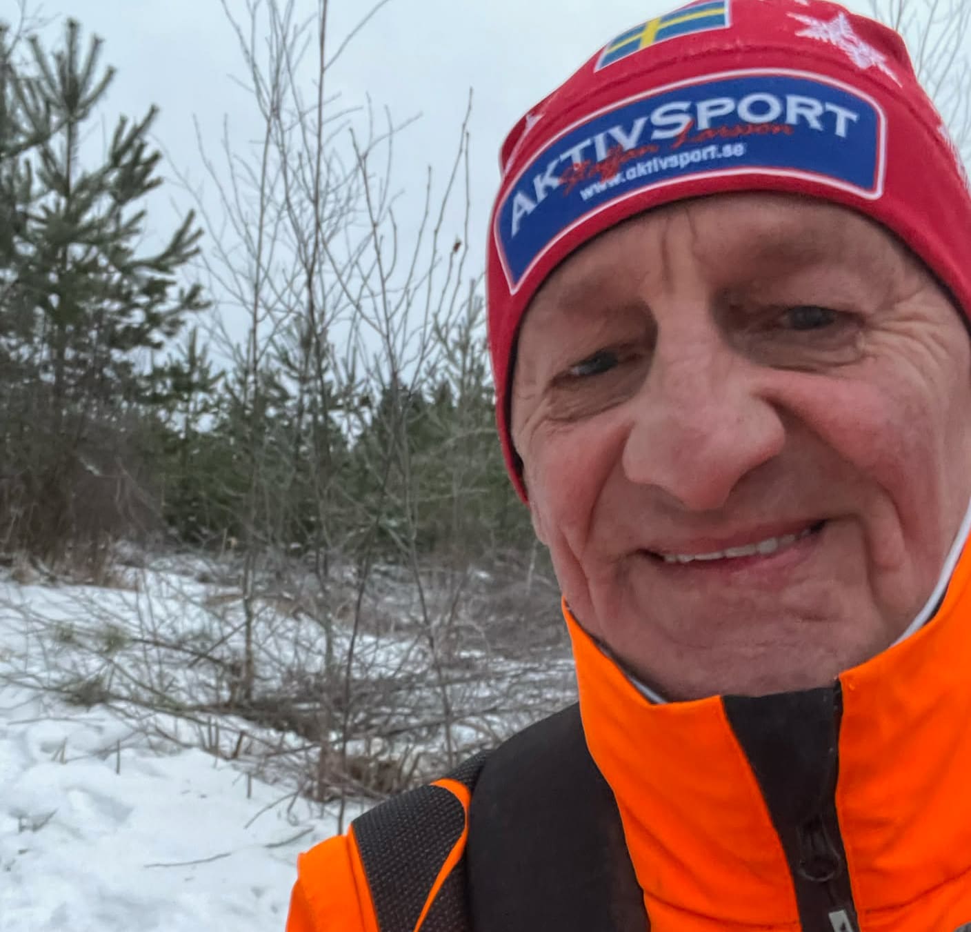 Peter Ingves har det senaste året bott i Finland, arbetat i skogen och funnit sig själv mentalt. 