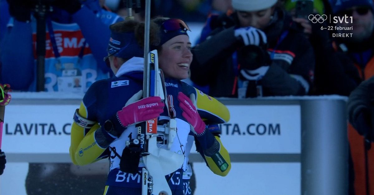 Skidskytte: Elvira Öberg tar hem segern i jaktstarten – är näst bäst genom tiderna