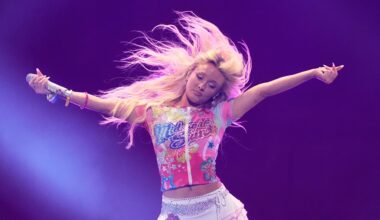 Zara Larsson rasar: ”Jag hatar ICE”