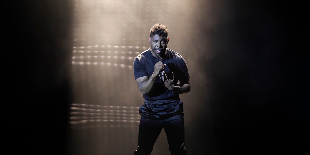 John Lundvik gör konsert i Klosters kyrka Eskilstuna