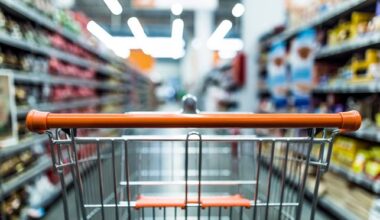 Svensk Handels Trygghetsbarometer för fjärde kvartalet 2025 visar att 48 procent av butikerna utsattes för brott eller hotfullt beteende.