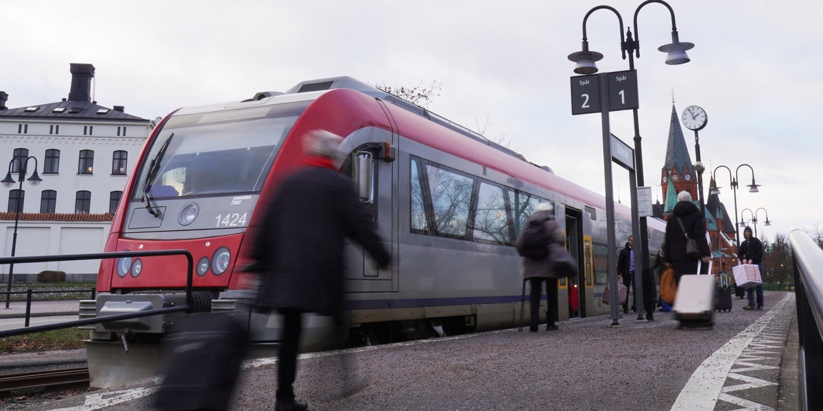 Tjustbanan kan ersättas med snabb-bussar