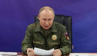 LEDARE: Bolagen bör lämna Ryssland