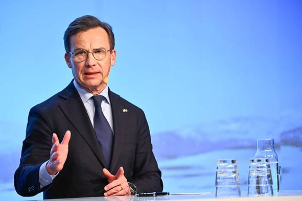 Svenska militärer anländer till Grönland i dag