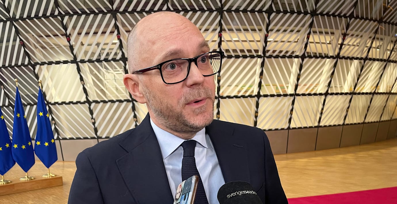 L vill undanta industri och tech från nytt lönegolv