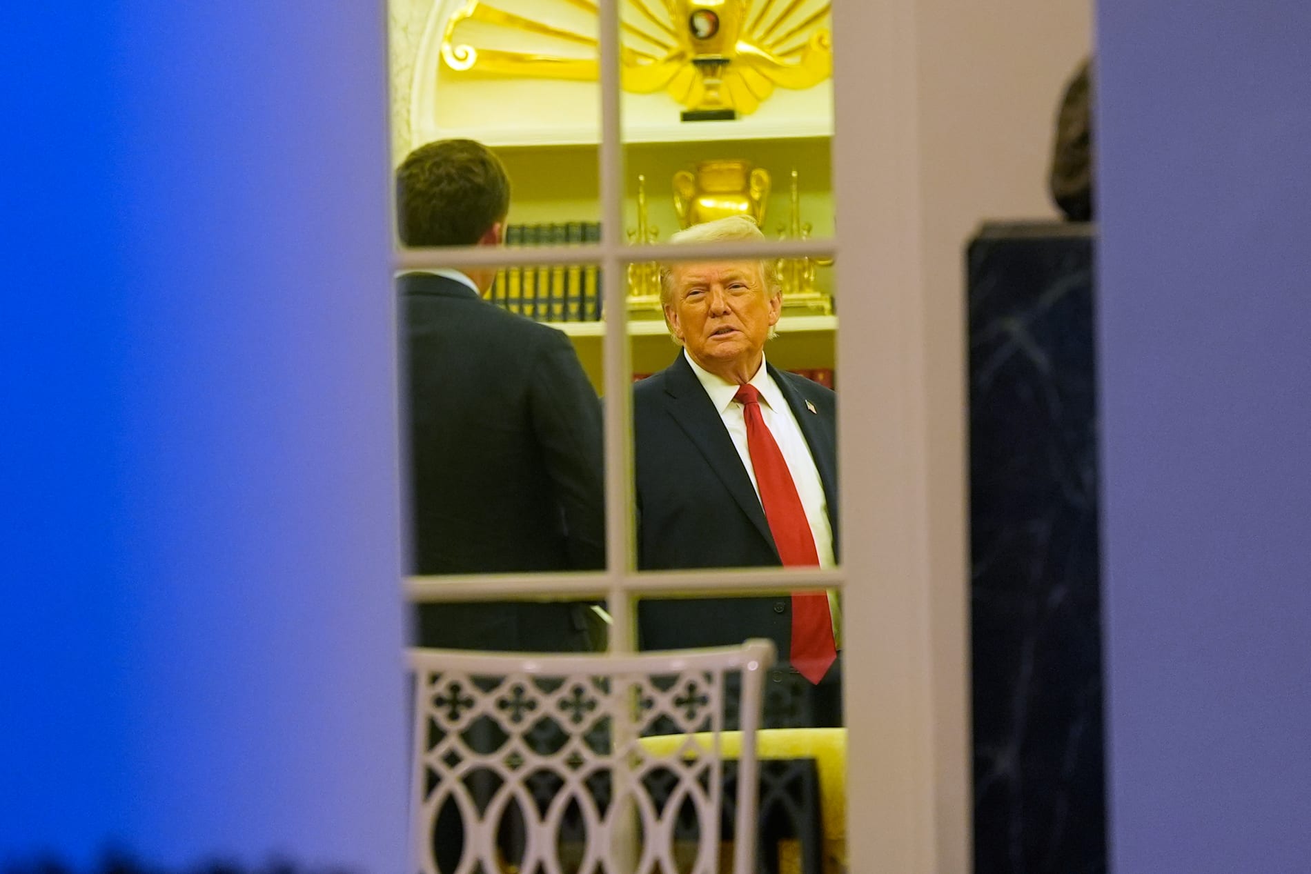 Trump i ovala rummet. 