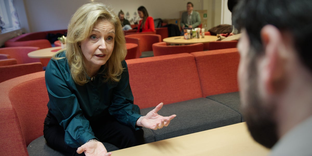 LEDARE: Finns ingen väg framåt med Centerpartiet - Corren