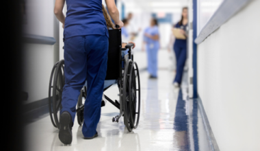 SLS pekar på brister i utredningen om vård för beslutsoförmögna