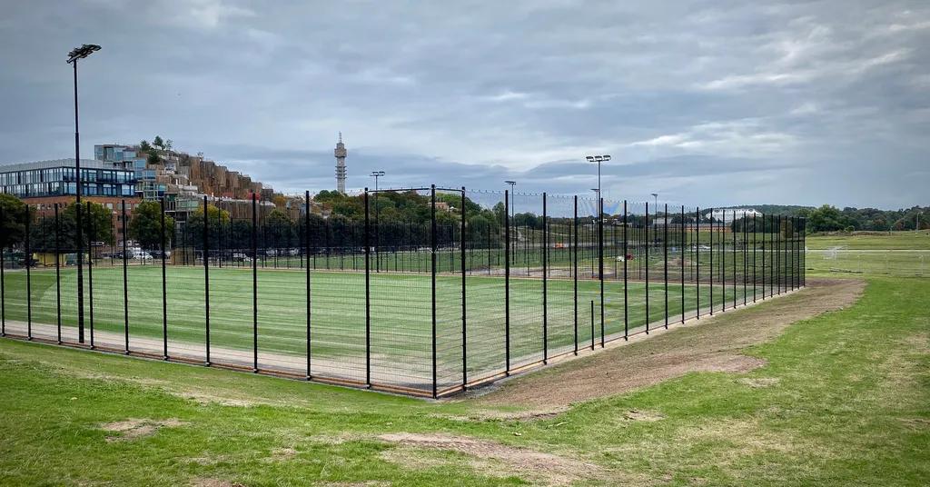 Vändningen – ny öppning för konstgräs på Gärdet