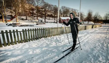 Nu öppnar skidspår och isbanor på Södermalm