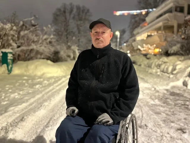 Joakims gata snöröjdes inte – "Kan inte rulla"