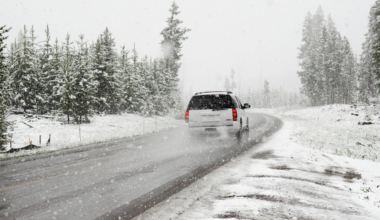 Så skyddar du bilbatteriet i kylan – enkelt knep som gör skillnad - e55.se