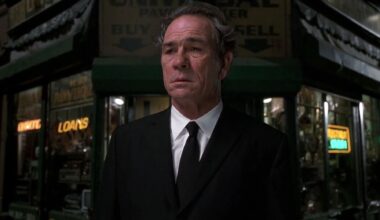 Tommy Lee Jones i "Men in Black II", där dottern Victoria också hade en roll.