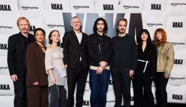 Både kändisar och kuddar på galapremiären av "Vaka".