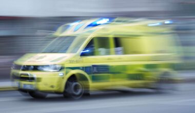 Två avförda med ambulans efter sidokrock – en person misstänkt för drograttfylleri - NWT