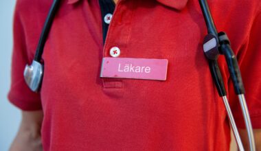 Vårdcentral Trollhättan förbjuds driva verksamhet