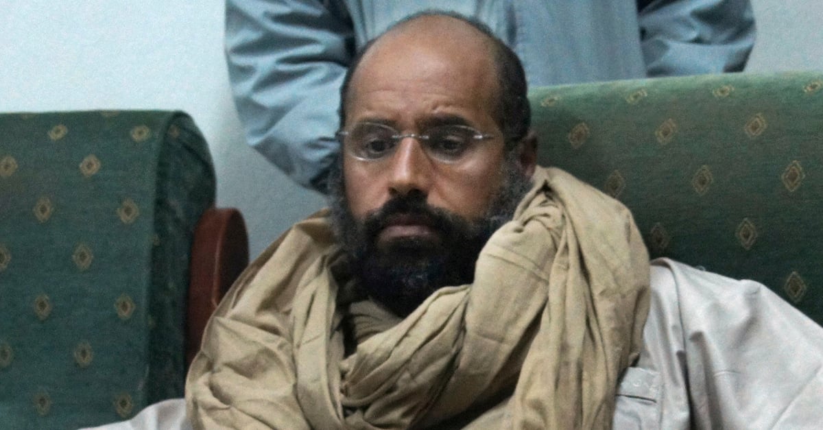 Gaddafis son dödad i sitt hem