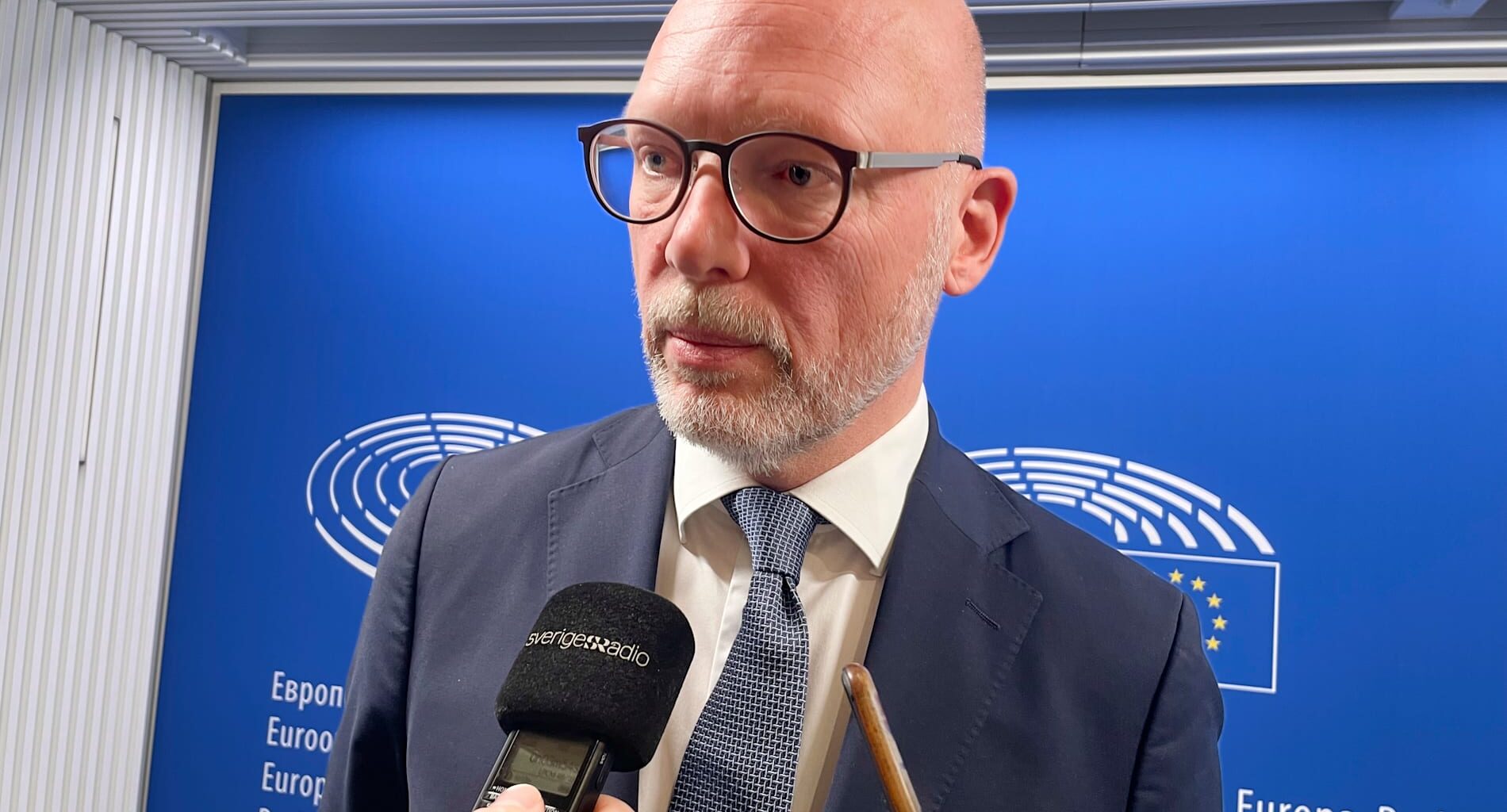 M-politikern hade täta USA-kontakter innan klimatregler ändrades