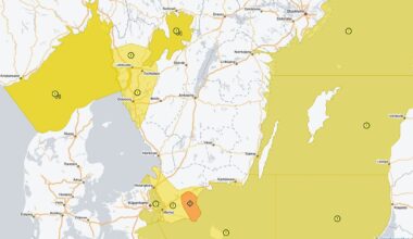 Flera vädervarningar för snöfall i södra Sverige