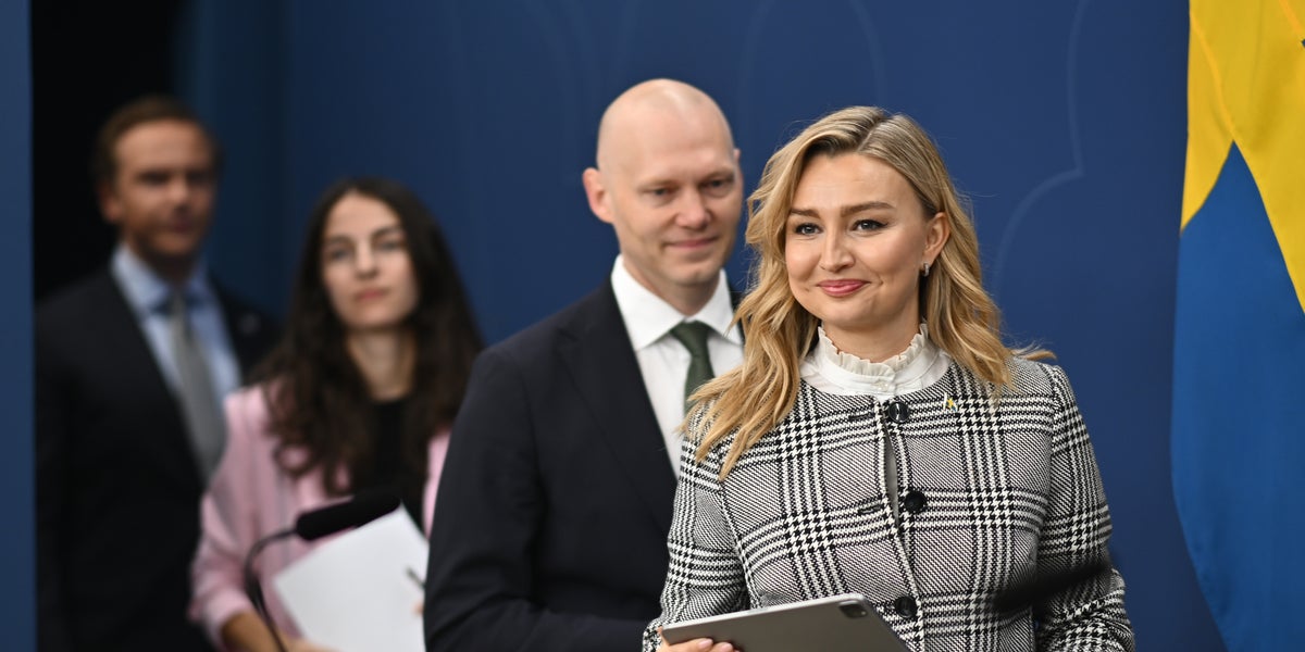 Regeringen öppnar kusterna för ny kärnkraft