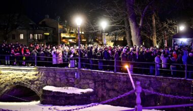 Starka känslor när offren efter masskjutningen på Campus Risbergska hedrades