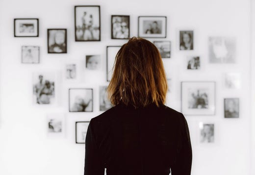 Mamman är kvar på samma äldreboende.