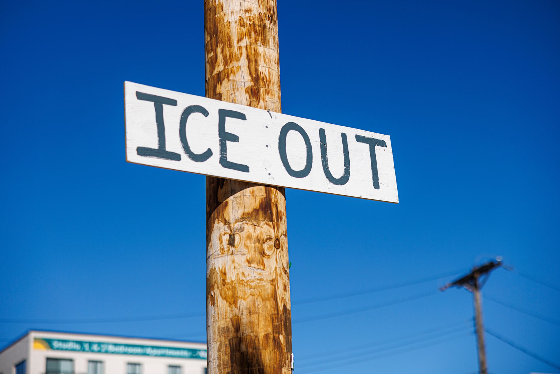 ICE:s härjningar i Minneapolis fortsätter förfölja Trump.