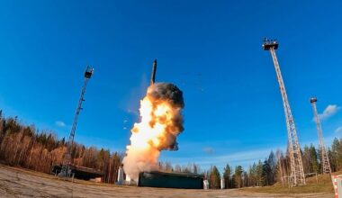 Pentagon: Militära samtal återupptas med Ryssland - SVT Nyheter