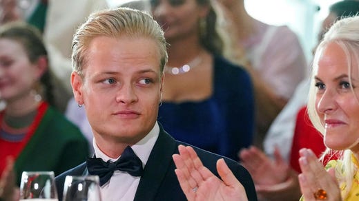 Kronprinsessan Mette-Marit med sin son.