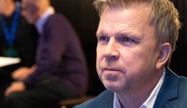 Richard Herrey gör comeback – i annat parti