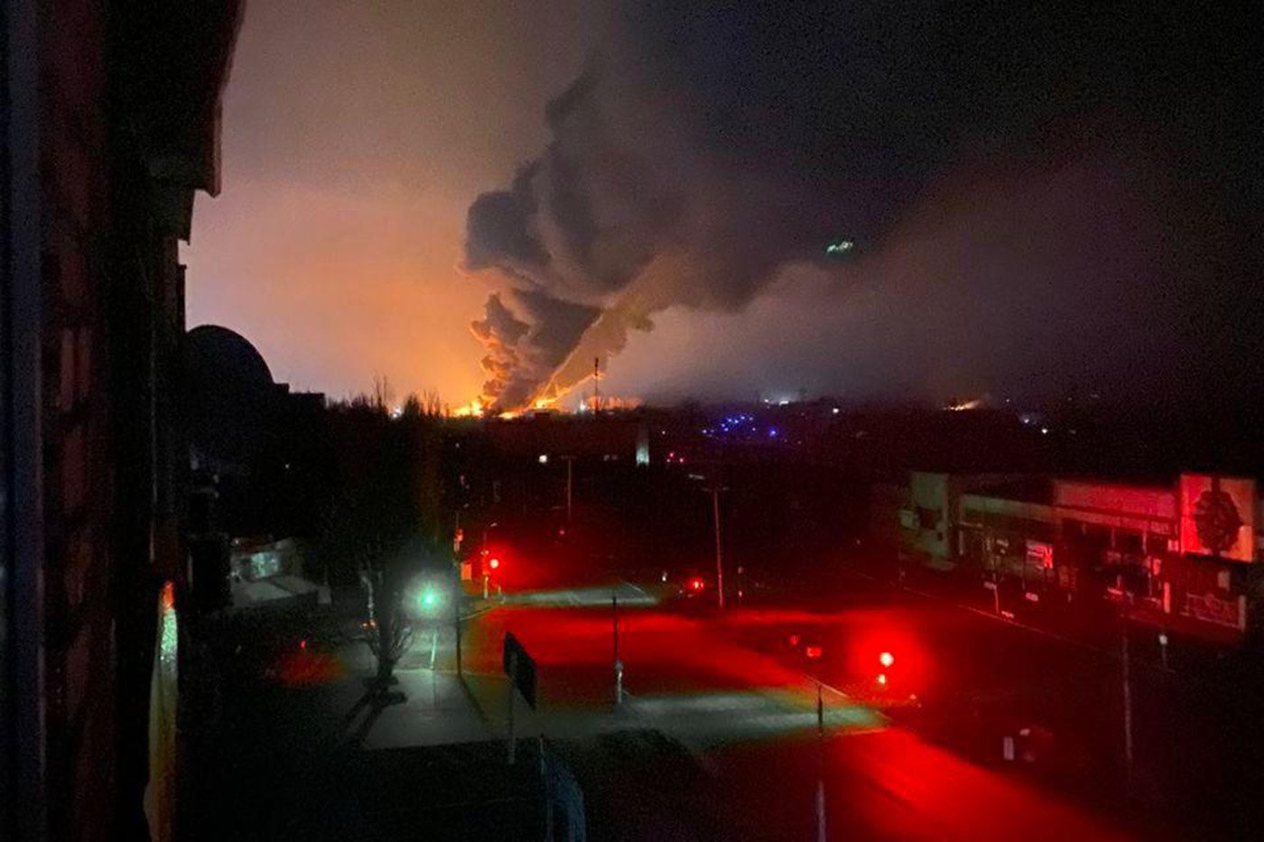 Bombattacker mot staden Mykolaiv i början av kriget. Foto: Naftogaz.