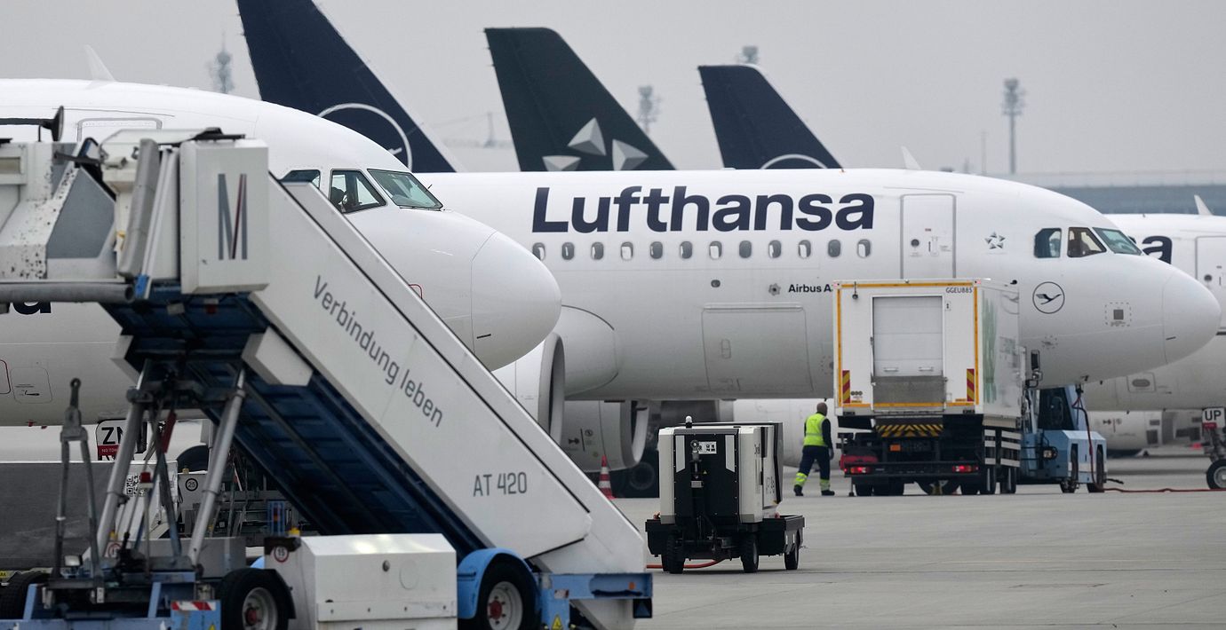 Lufthansa ställer in 20 000 flyg för att spara bränsle