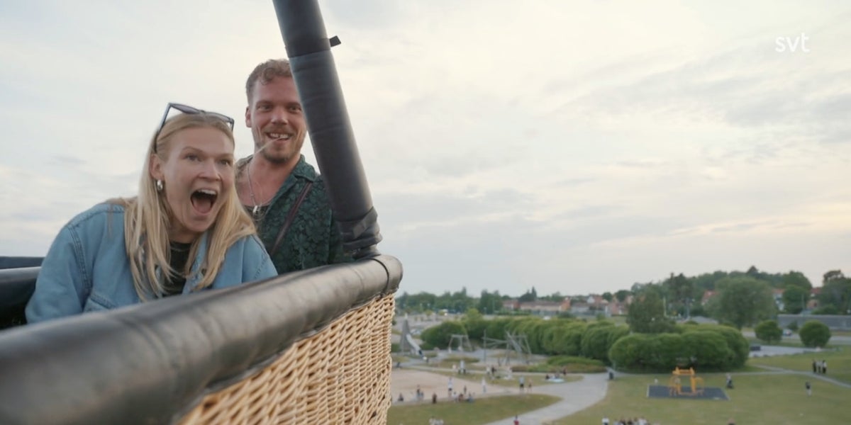 GVFÖ-paret i luftballong över Enköping