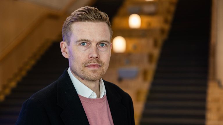 Juho Kostiainen fotograferas.