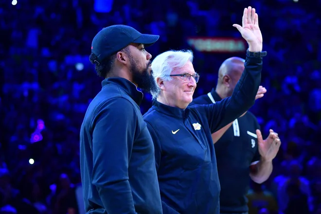 Mark Walter že vleče niti in kadruje v pisarnah Lakers. FOTO: Gary A. Vasquez/Reuters
