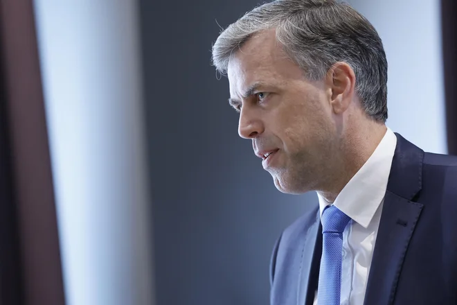 Predstavniki vlade, uradniki ministrstva za pravosodje in pravosodni sistem se bodo morali po besedah Macedonija zavedati, da je preveč ščitenja krivih in premalo varovanja nedolžnih. FOTO:  Leon Vidic/delo