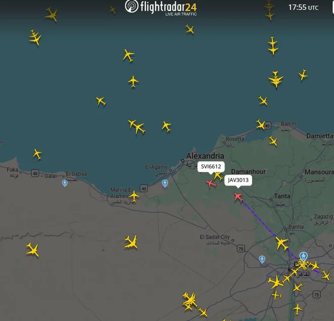 Po vmesnem postanku na jordanskem letališču Akaba je ob 18.10 po srednjeevropskem času poletelo proti Ljubljani, je razvidno na spletnem sledilniku Flight Radar. FOTO: Zaslonski Posnetek