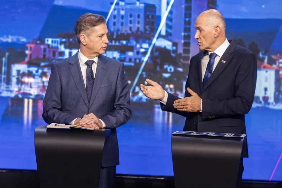 Razlika med Gibanjem Svoboda in stranko SDS je le dve odstotni točki, aprila lani pa je, na primer, presegala deset odstotnih točk. FOTO: Aljoša Kravanja/24ur.com
