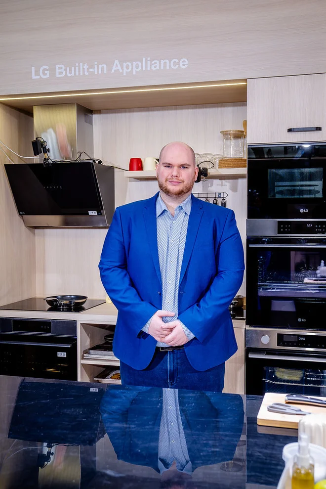 Martin Kékesi: »Sodobni vgradni aparati združujejo funkcionalnost, estetiko in enostavno uporabo.« FOTO: LG