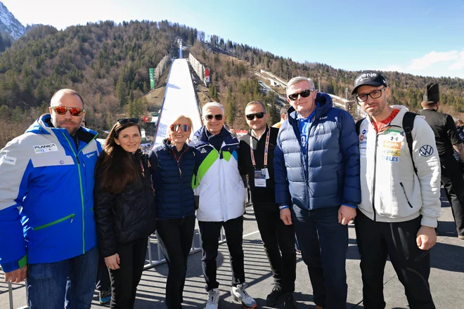 Uroš Zupan, direktor, Smučarska zveza Slovenije; Melanja Korošec, podpredsednica SZS, podpredsednica skupine KJK Sports; ...,; ...,; Tomaž Šušteršič, generalni sekretar organizacijskega komiteja Planica; ...,; Luka Steiner, predsednik, Smučar FOTO: Mediaspeed
