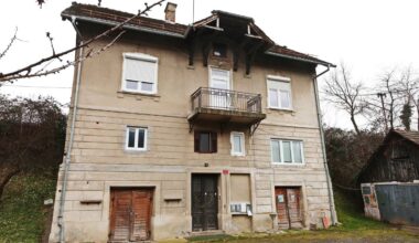 Županovo podjetje kupilo štiri stanovanja po ceni 854 evrov na kvadratni meter
