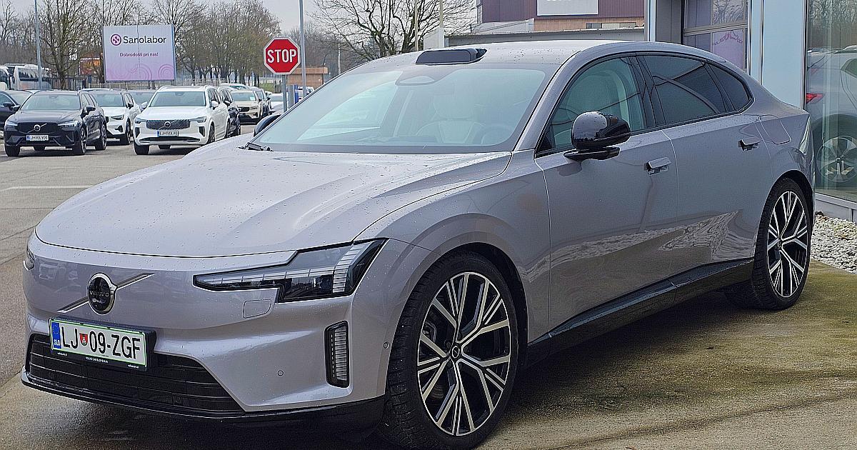 Volvo ES90: električna premijska limuzina z do 700 km dosega