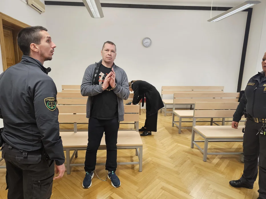 Gregor Finc na začetku včerajšnje obravnave FOTO: Aleksander Brudar