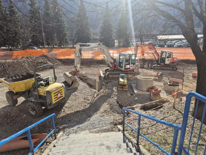 Nesreča se je zgodila na gradbišču med bloki. FOTO: stanovalci soseske Center 2