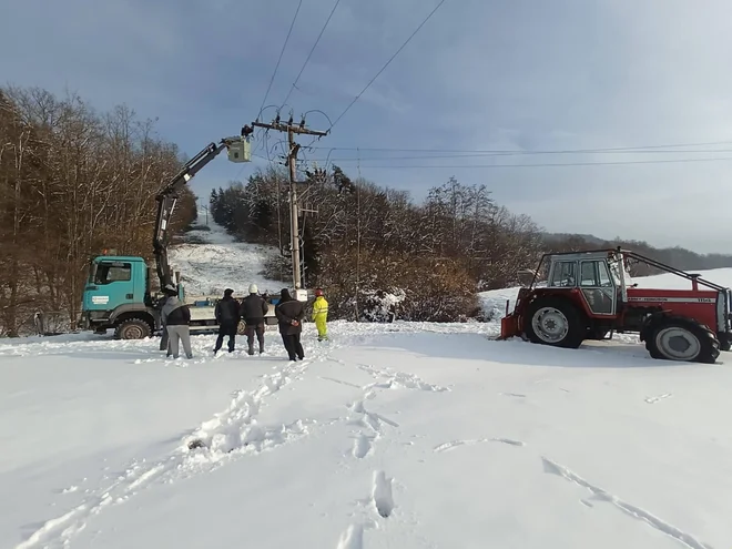 Poziv k prijavi škode sam po sebi ne pomeni priznanja odškodninske odgovornosti, pojasnjuje Elektro Maribor. FOTO: Občina Grad
