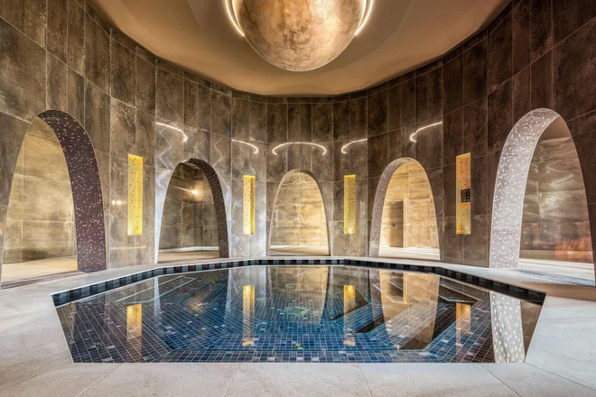 Eden Spa na več kot 11.500 kvadratnih metrih združuje termalne bazene, savne in zasebne spa prostore. FOTO: Le Primore Hotel & Spa